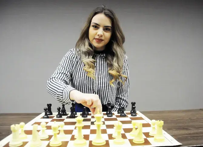 Шахматната федерация ще подпомогне Нургюл Салимова с 10 хиляди лева