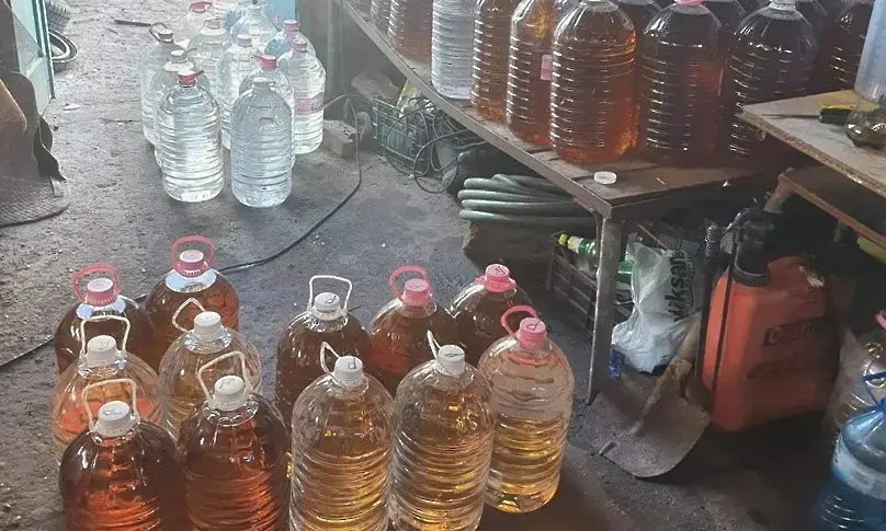 Над 300 литра алкохол без акцизен бандерол иззеха служители на РУ-Дулово