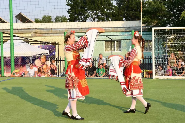 Бургас откри новото си спортно игрище