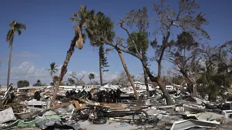 Евакуират Флорида заради урагана „Идалия“ (видео и снимки)