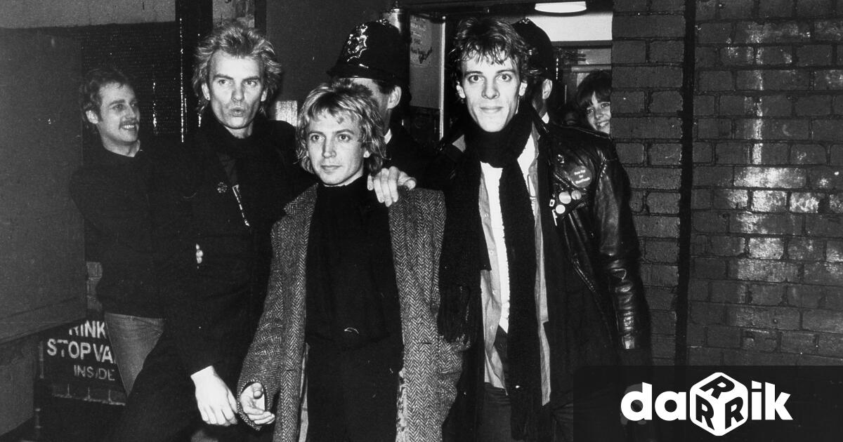 През 1979 година британската рок група The Police“ издават Roxanne“.