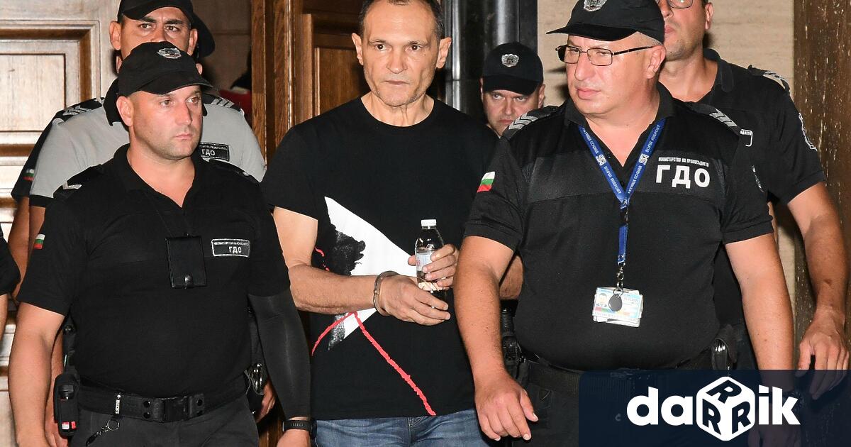 Прокуратурата назначи от днес 30 август охрана на Васил Божков