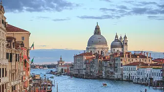 Пет евро вход: Откога Венеция ще таксува туристите
