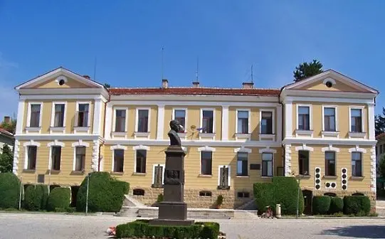 Кметът на Котел отменя тържествата, свързани с честването на годишнината от Съединението на България