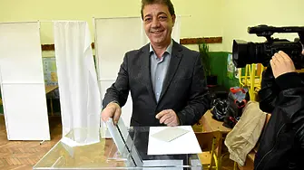 НДСВ официално подкрепя Вили Лилков, партията одобри своите кандидатури