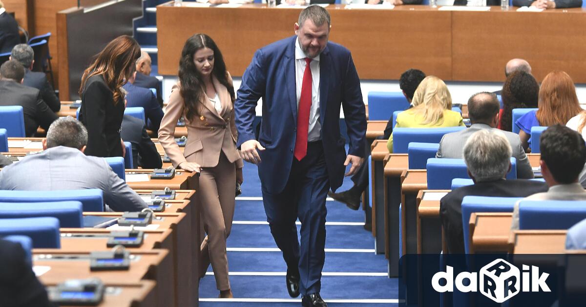 Проследявайки събитията от последните дни свързани с Пирогов изразявам пълната