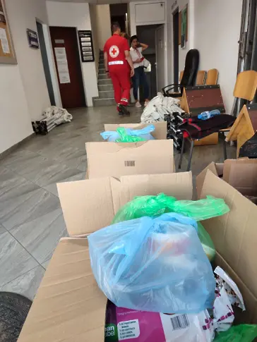 300 хранителни пакета изпрати Пловдив в помощ на Царево, 10 хиляди лева на пострадалите дава Карлово