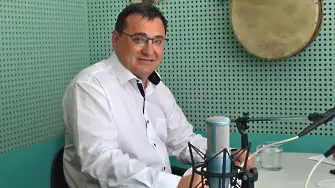 Кандидатът за кмет на коалицията „Съединени за Пловдив“ Славчо Атанасов ще раздава знамена на 6 септември