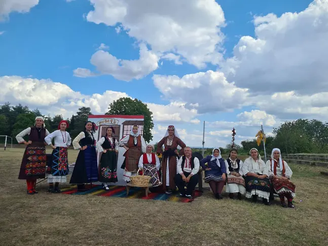 Златен медал за самодейците от село Малчика на Международен фолклорен фестивал