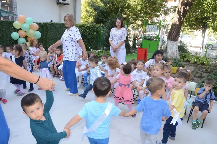 Изпратиха тържествено випуск 2023 на детска ясла „Слънчев кът“ във Видин