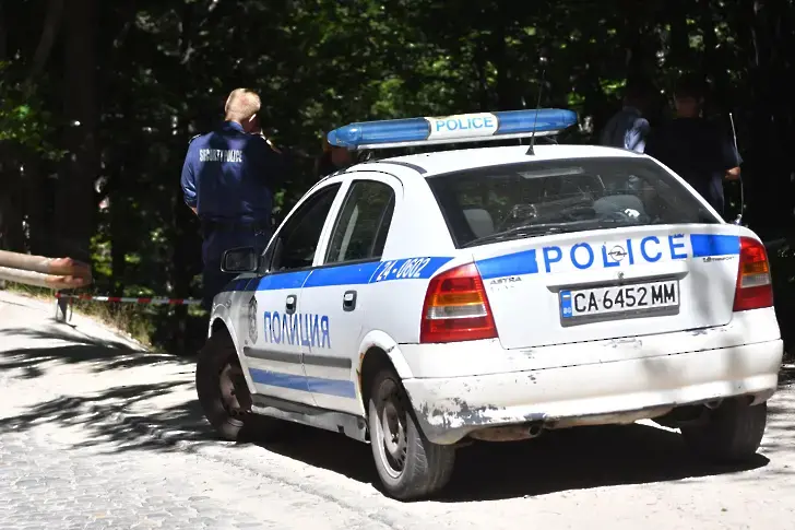 Ветовски полицаи помогнаха на семейство от Исперих да спаси бебето си