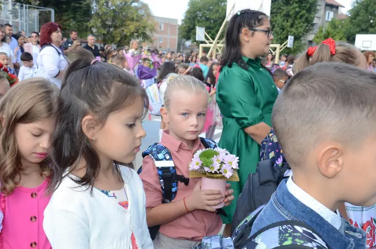Вижте как откриха новата учебна година в училищата и детските градини в Община Видин