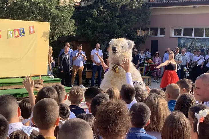 В ИНУ „Христо Ботев“ - Плевен откриха учебната 2023/2024-та година