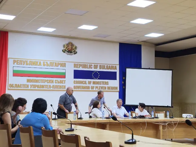 Комисия под председателството на Виолета Иеремиева обсъди методиката за изработване на областна здравна карта