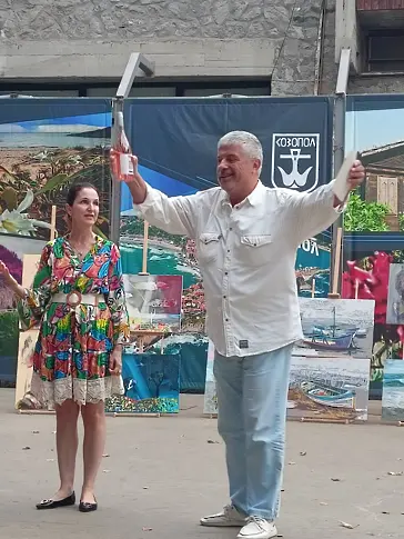 Чуждестранни автори за пленера на Ангелина Недин: „Созопол“ е неповторим!