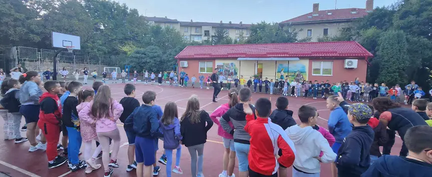 В ИНУ Христо Ботев стартира инициативата Преди часовете хорото поведете