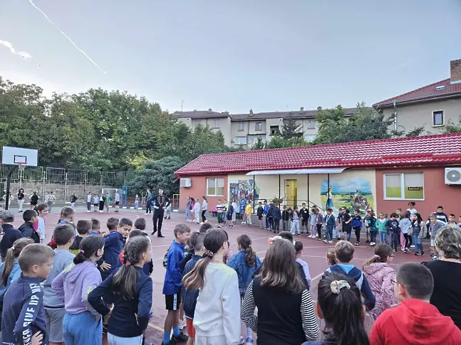 В ИНУ Христо Ботев стартира инициативата Преди часовете хорото поведете