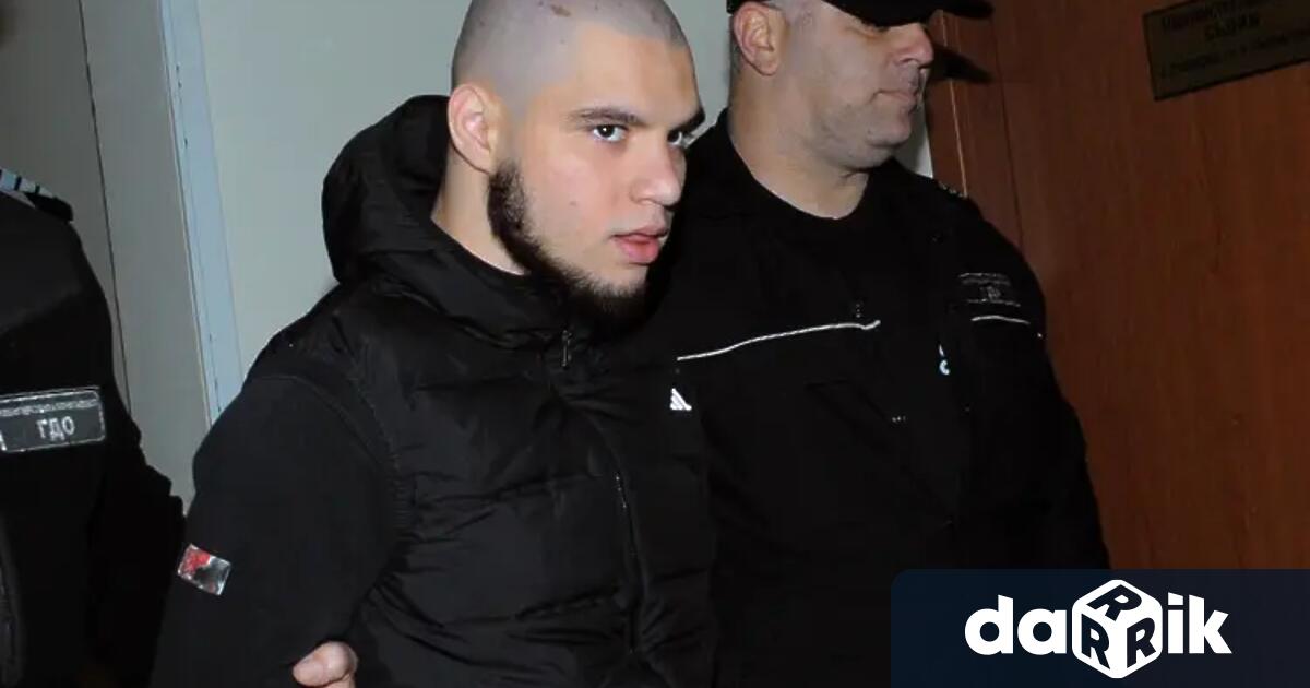 Васил Михайлов прокурорският син от Перник желае да бъде отменена охраната