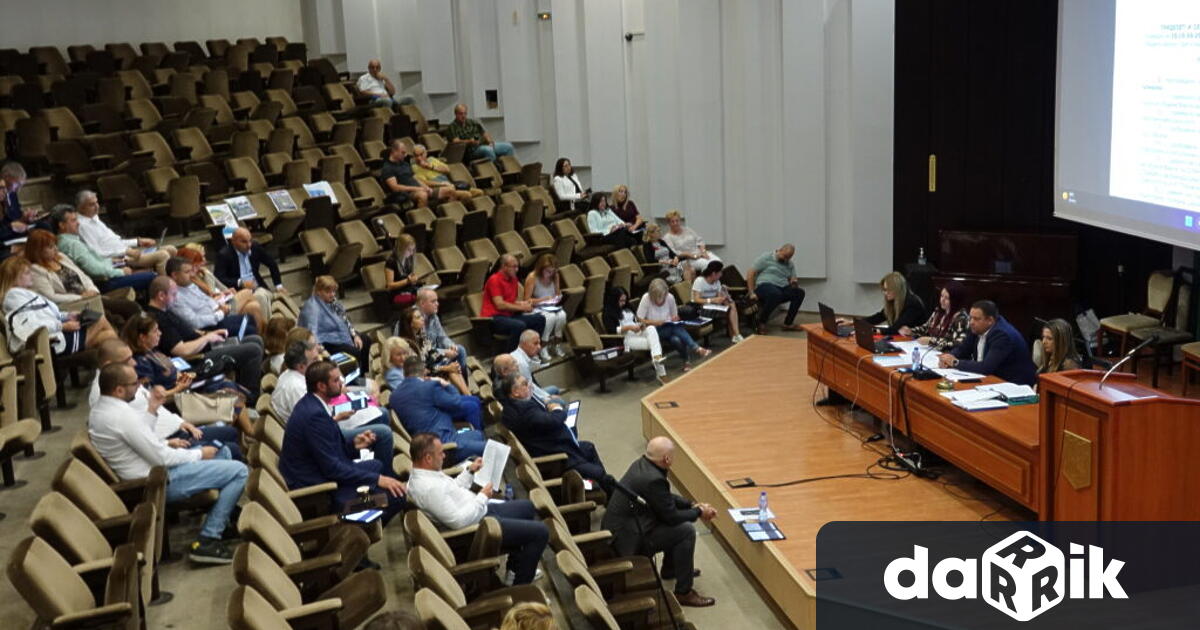 Общинският съвет прие бюджета на Варна за 2023 г 32