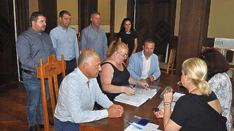 ПП МИР и Гражданско обединение „Бургазлии" регистрираха листата си за общински съветници за местния вот