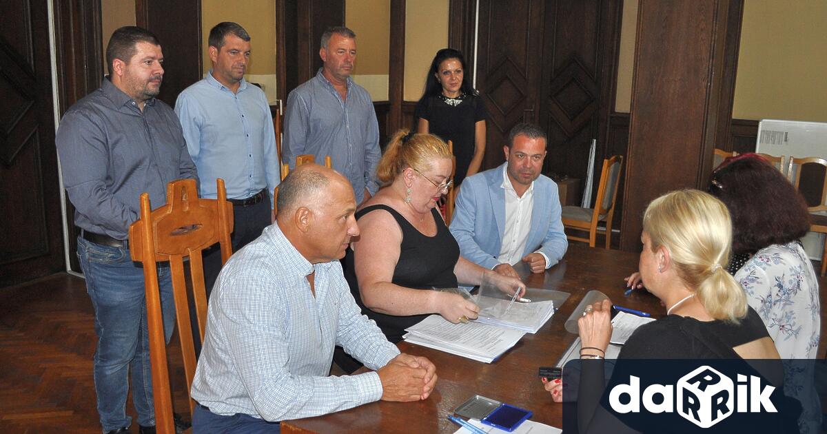 ПП МИР и Гражданско обединение Бургазлии регистрираха в ОИК -