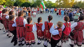 Варна почете 115 години от обявяването на Независимостта (СНИМКИ) 