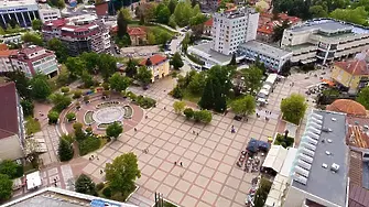 Проектът на Община Дупница за ремонт на стадион
