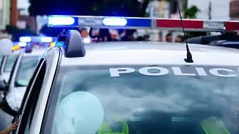 „Ужасяващо поведение“: Уволниха полицай след сексуална връзка с жертва на престъпление 