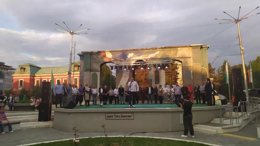 Йордан Тодоров, кандидатите за общински съветници и кметове откриха официално предизборната си кампания