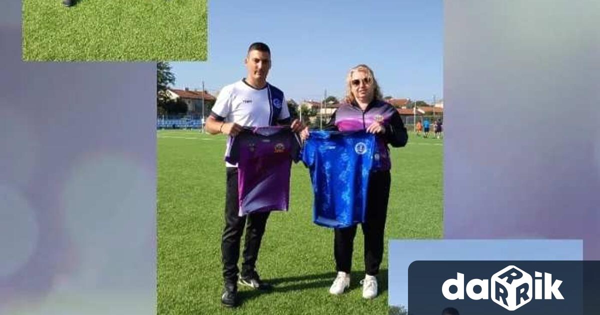 Футболна академия Черноморец Бургас подписа договор за сътрудничество с женски