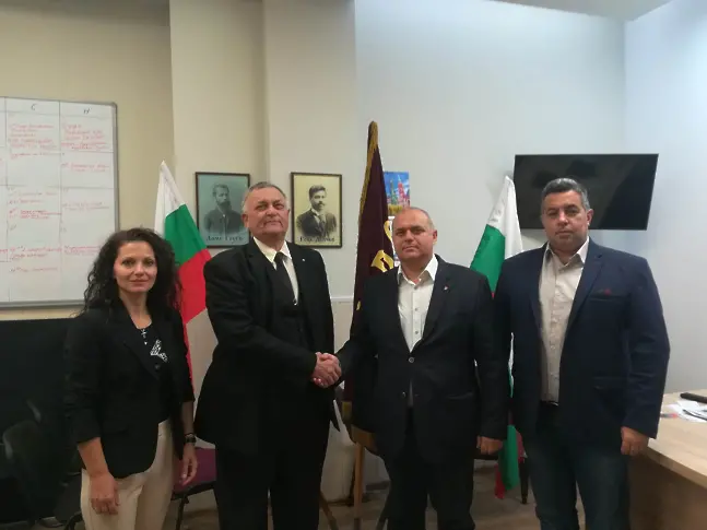 Българска социалдемократическа партия декларира пълна подкрепа за Искрен Веселинов
