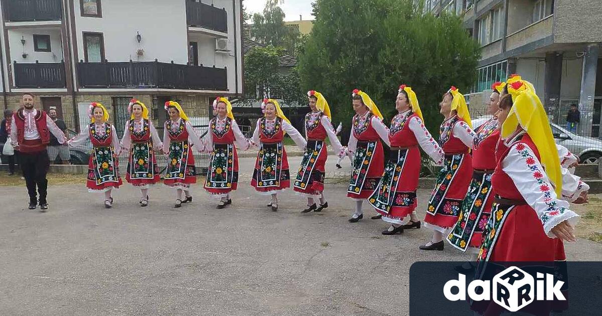 Ще го поведат танцьорите от Работилничка за хорà Бяла българка
