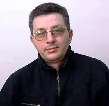 In memoriam: Напусна ни Емил Дамянов - спортен журналист от Враца 