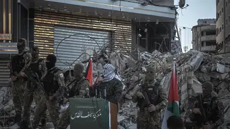 „Хамас“ съобщи за масиран ракетен удар срещу Тел Авив