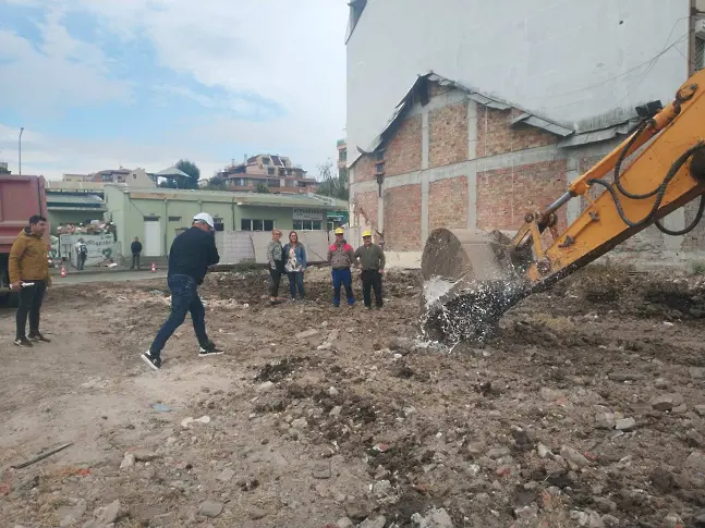 Георги Кузманов направи първа копка на нова сграда: Хората са най-важния ни капитал