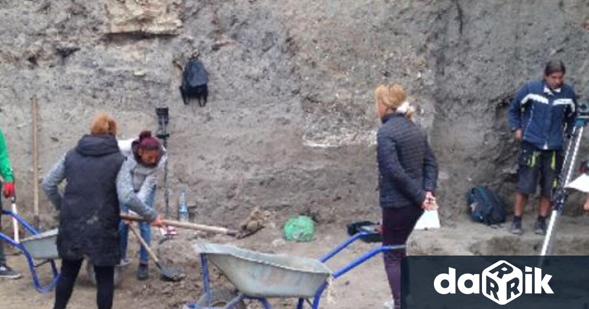 Кръст-енколпион на 1100 години откриха при археологически проучвания на античната
