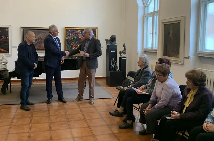 Георг Спартански: Когато човек прави нещо за себе си, то умира заедно с него - когато го прави за другите, то остава да живее вечно