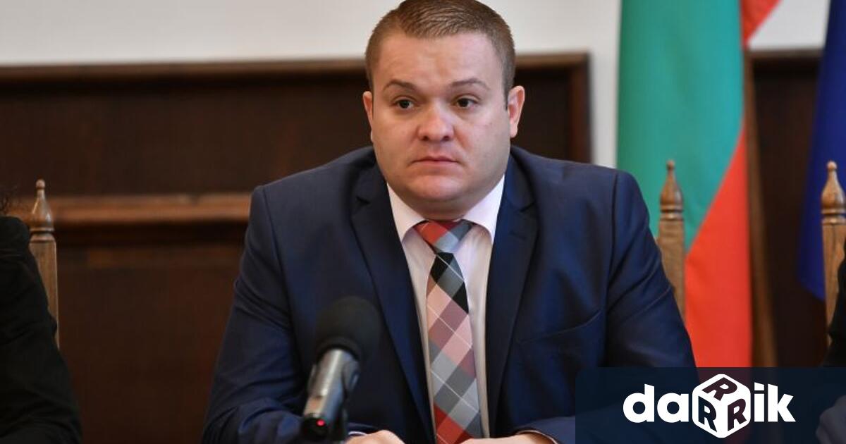 С 34 гласа за местният парламент в Сливен избра зам кметът