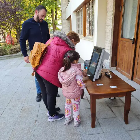 Тестова машина за гласуване е на разположение на гражданите във Велинград