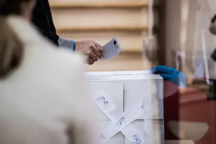 Спокойно започна изборният ден в Пазарджишко