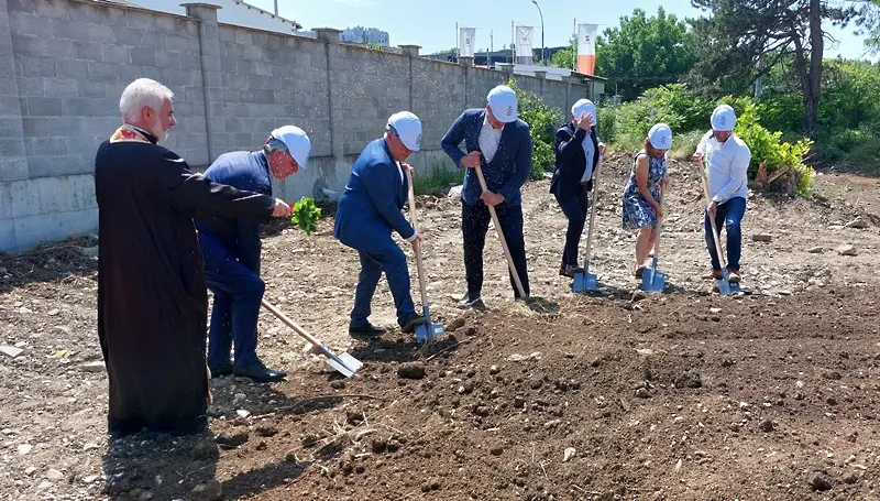 Георг Спартански: Кой би инвестирал парите и бизнеса си в един „умиращ“ град!?..