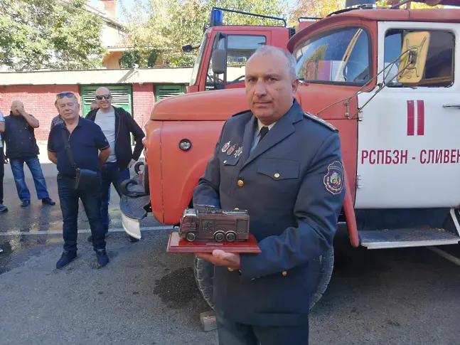 Комисар Владимир Демирев се оттегли от поста директор на РД „Пожарна безопасност и защита на населението” 