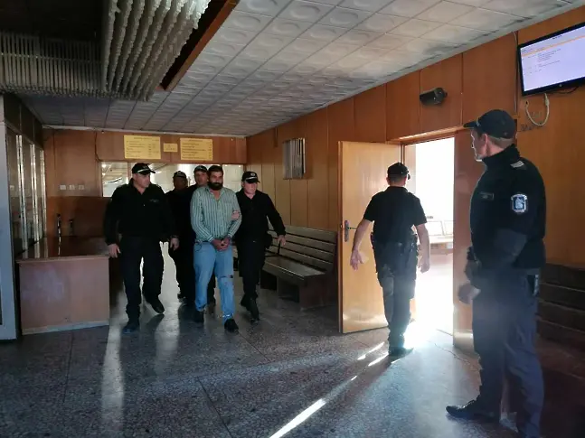 Задържаха под стража извършителя на убийството в Нова Загора