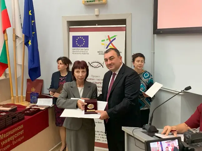 С тържествена церемония МУ-Плевен отбеляза 49 г. от създаването си/СНИМКИ/