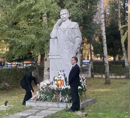 Плевен почете народните будители/СНИМКИ/