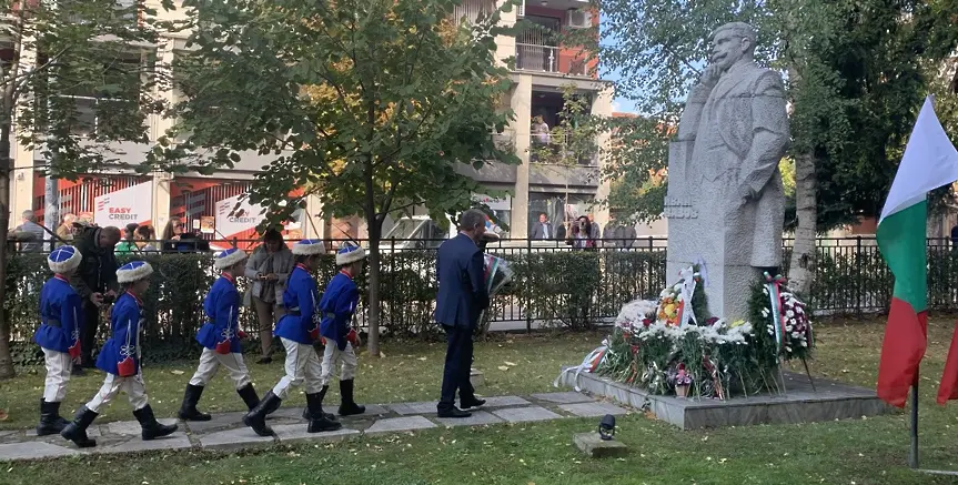 Плевен почете народните будители/СНИМКИ/