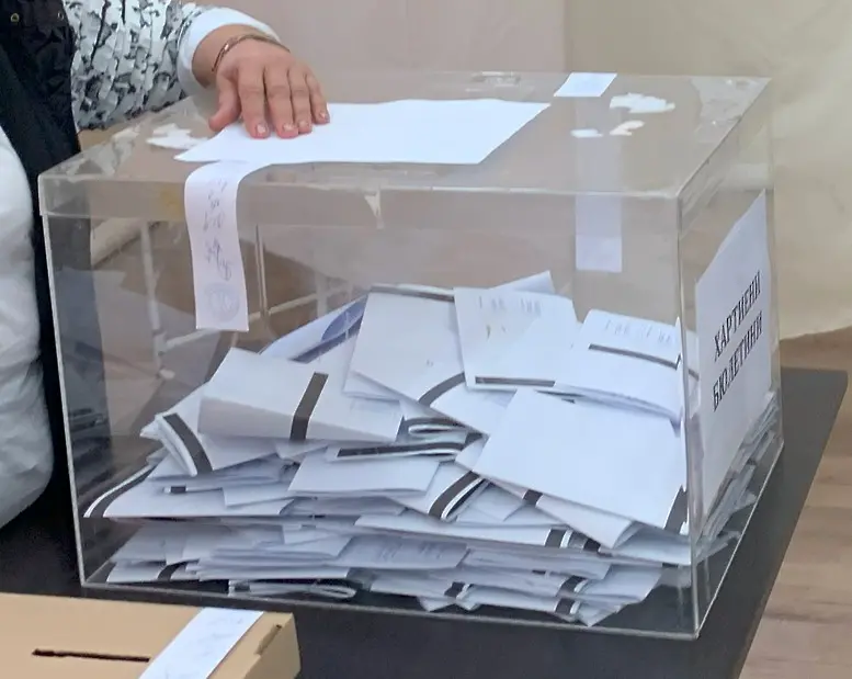 Изборният процес във всички 412 секции на територията на област Плевен приключи