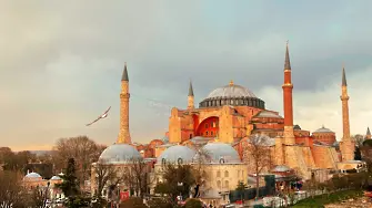 Турция въвежда такса вход в „Света София“ за туристите