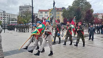 На Архангелова задушница в Плевен беше почетена паметта на воините, загинали за България