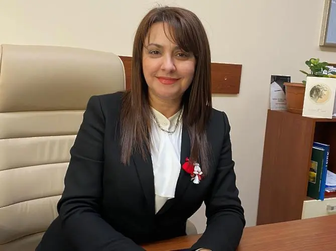 Проф. Турманова единодушно номинирана да оглави ОбС - Бургас 